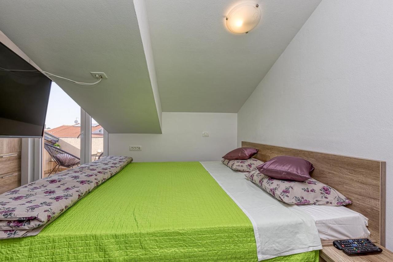 Apartment Enjoy At L&c *